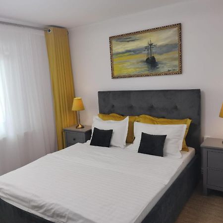 Apartament Faleza Nord Констанца Экстерьер фото