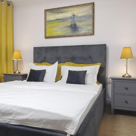 Apartament Faleza Nord Констанца Экстерьер фото