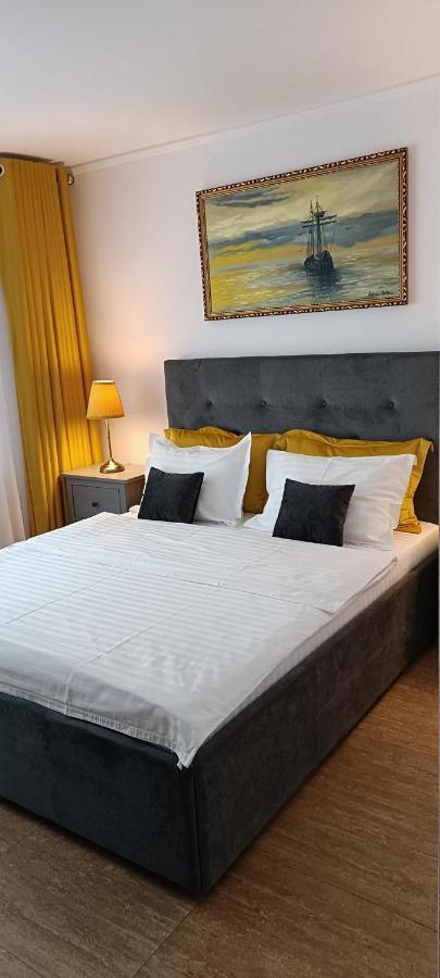Apartament Faleza Nord Констанца Экстерьер фото